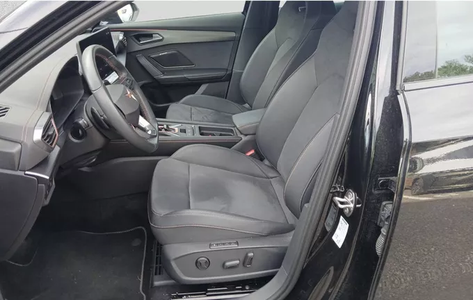 CUPRA FORMENTOR 1.5 eTSI Hybrid 150 ch DSG7 V extérieur trois quart arrière droit 2129864