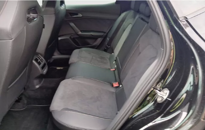 CUPRA FORMENTOR 1.5 eTSI Hybrid 150 ch DSG7 V extérieur arrière 2129864