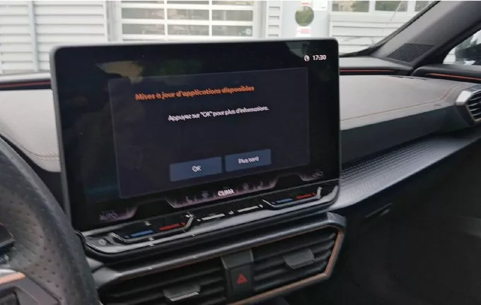 CUPRA FORMENTOR 1.5 eTSI Hybrid 150 ch DSG7 V photo 15 2129864