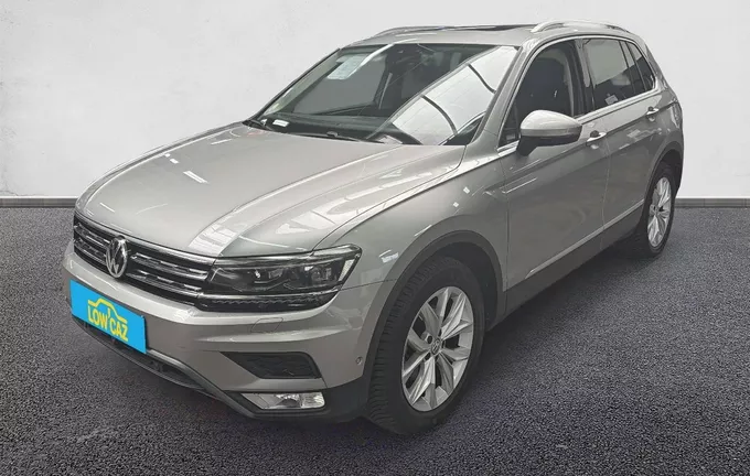 VOLKSWAGEN TIGUAN 2.0 TDI 150 DSG7 4Motion Carat extérieur trois quart avant gauche 3014230