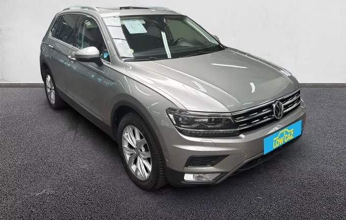 VOLKSWAGEN TIGUAN 2.0 TDI 150 DSG7 4Motion Carat extérieur trois quart avant droit 3014230