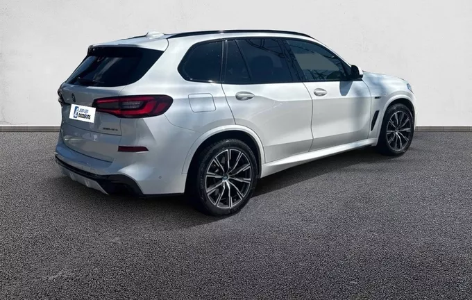 BMW X5 xDrive45e 394 ch BVA8 M Sport extérieur trois quart arrière droit 2122704