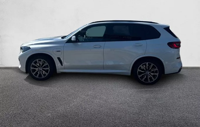 BMW X5 xDrive45e 394 ch BVA8 M Sport extérieur côté gauche 2122704