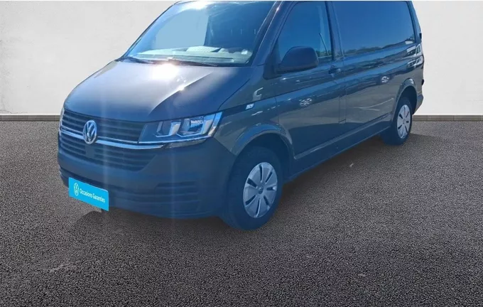 VOLKSWAGEN UTILITAIRES TRANSPORTER 6.1 VAN L1H1 2.0 TDI 150 BVM6 4MOTION BUSINESS extérieur trois quart avant gauche 106200