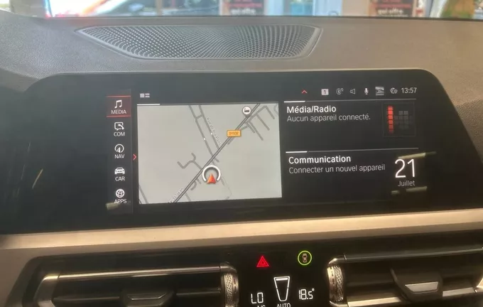 BMW SERIE 3 Touring 318d 150 ch BVA8 Lounge photo 15 213351
