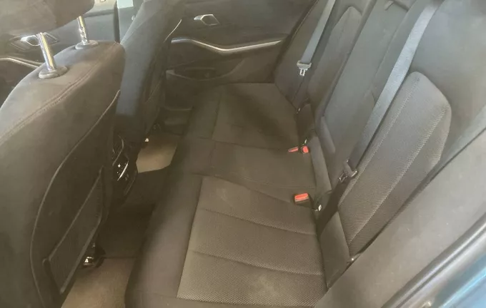 BMW SERIE 3 Touring 318d 150 ch BVA8 Lounge photo 17 213351