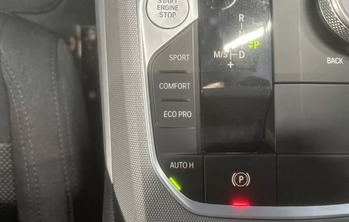 BMW SERIE 3 Touring 318d 150 ch BVA8 Lounge photo 20 213351