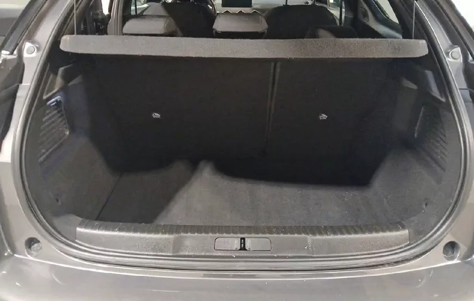 DS DS3 Crossback PureTech 100 BVM6 Montmartre extérieur arrière 945744