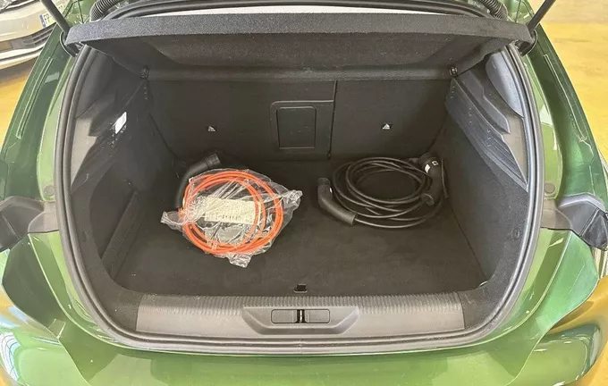 PEUGEOT 308 PHEV 180 e-EAT8 Allure photo 10 213450