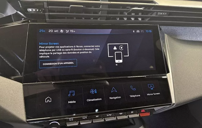 PEUGEOT 308 PHEV 180 e-EAT8 Allure photo 19 213450