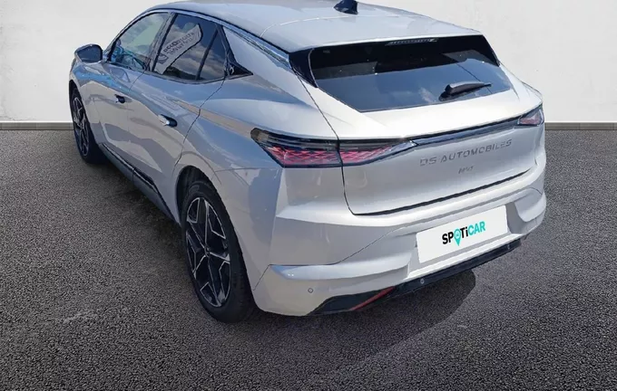 DS N°4 Hybride 145 e-DCT6 Etoile - Alcantara extérieur trois quart arrière gauche 946103