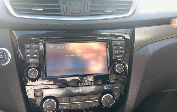 NISSAN QASHQAI 1.6 dCi 130 Tekna photo 16 2129063
