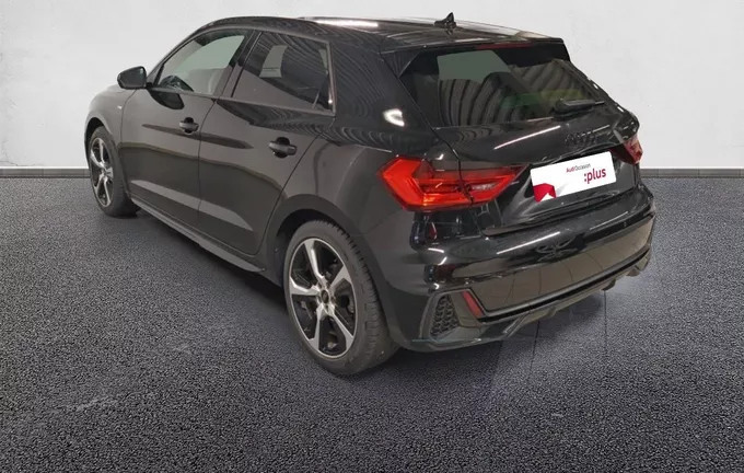 AUDI A1 Sportback 30 TFSI 116 ch S tronic 7 S Line extérieur trois quart arrière gauche 2130381