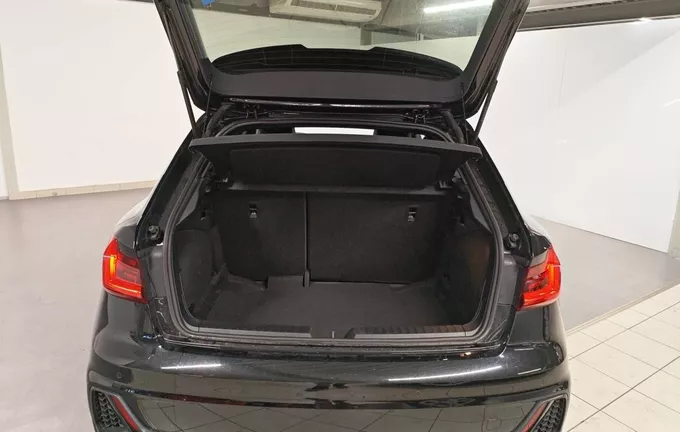 AUDI A1 Sportback 30 TFSI 116 ch S tronic 7 S Line photo 10 2130381