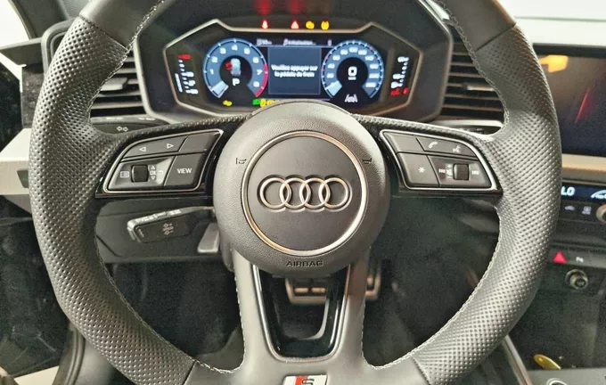 AUDI A1 Sportback 30 TFSI 116 ch S tronic 7 S Line photo 12 2130381