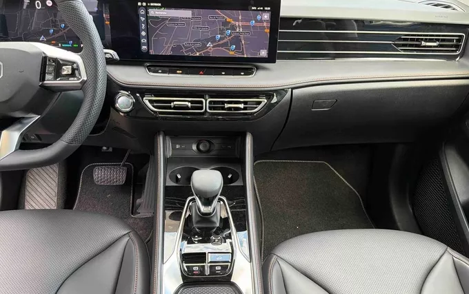 MG EHS 1.5T PHEV 272 ch Luxury photo 14 8784
