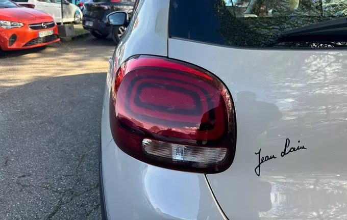 CITROEN C3 PureTech 110 S&S EAT6 Shine photo 17 945376