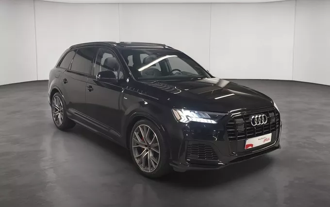 AUDI Q7 60 TFSI e 462 Tiptronic 8 Quattro Competition extérieur trois quart avant droit 2114557