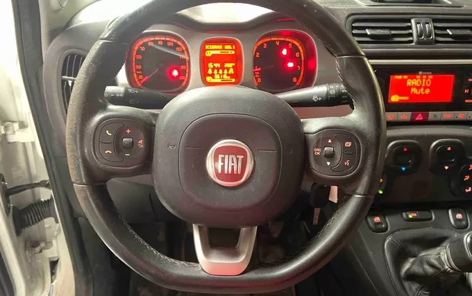 FIAT PANDA 0.9 85 ch TwinAir S&S 4x4 Cross photo 12 2132292