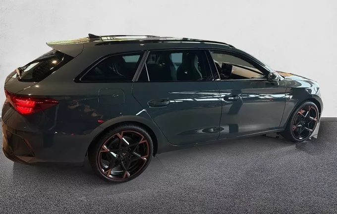 CUPRA LEON Sportstourer eHybrid 272 ch DSG6 VZ extérieur côté droit 3674