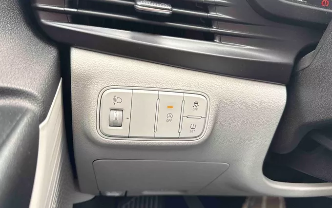 HYUNDAI I20 1.0 T-GDi 100 DCT-7 Hybrid 48V Intuitive photo 17 14105