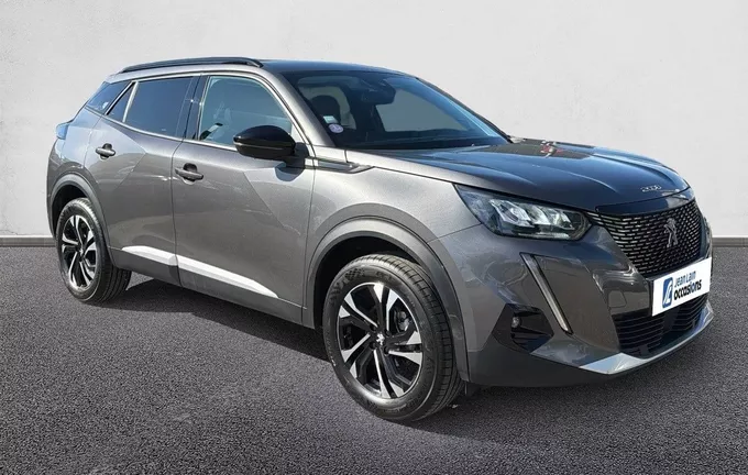 PEUGEOT 2008 PureTech 130 S&S EAT8 Roadtrip extérieur trois quart avant droit 2129066