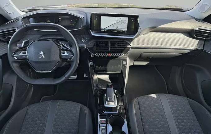 PEUGEOT 2008 PureTech 130 S&S EAT8 Roadtrip photo 18 2129066
