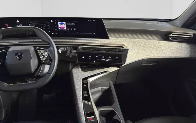 PEUGEOT 5008 Hybrid 136 e-DCS6 Allure photo 15 945816