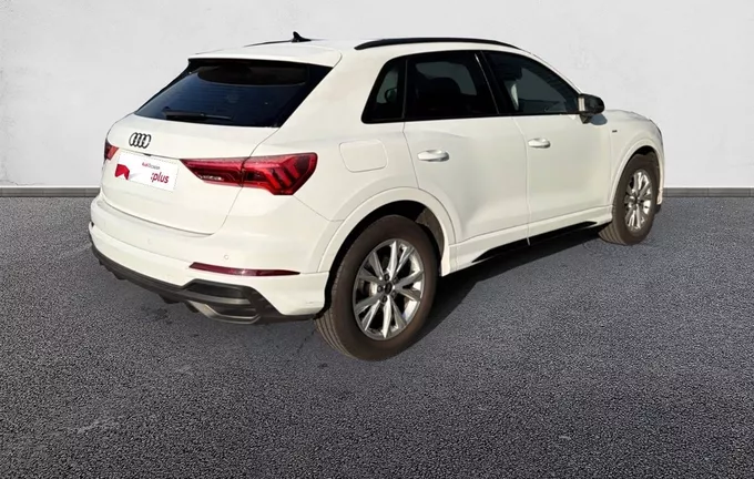 AUDI Q3 35 TFSI 150 ch S tronic 7 S line plus extérieur trois quart arrière droit 2123894