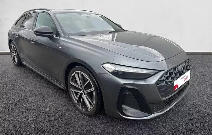 AUDI A5 Avant TDI Hybride 204 ch S tronic 7 S line extérieur trois quart avant droit 2125254