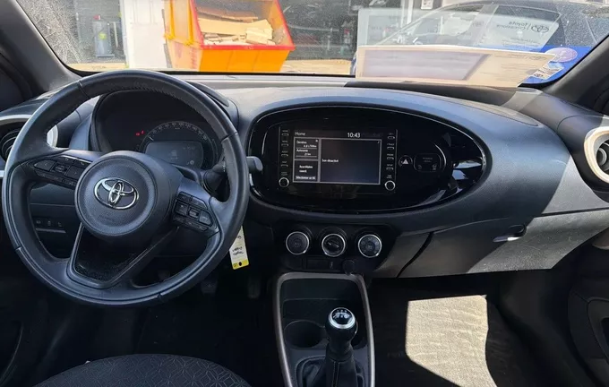 TOYOTA AYGO X 1.0 VVT-i 72 Design photo 18 1103278
