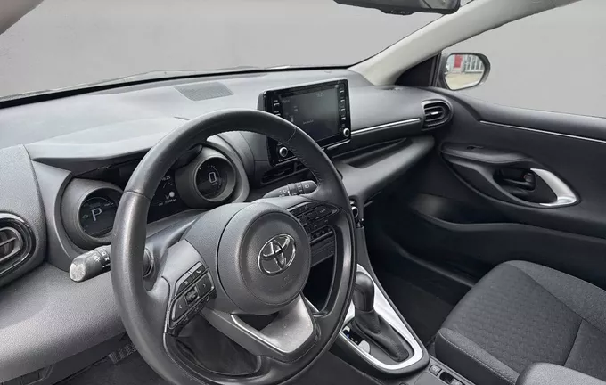 TOYOTA YARIS Hybride 116h Design photo 11 1103639