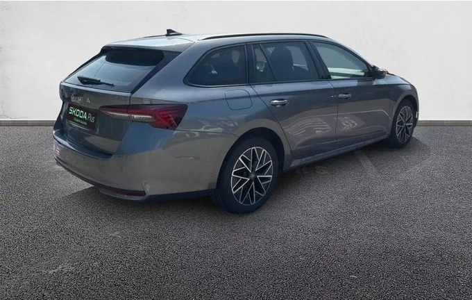 SKODA OCTAVIA Combi 1.5 TSI Hybrid 150 ch ACT DSG7 Selection extérieur avant 2130941
