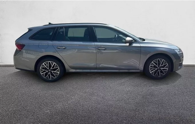 SKODA OCTAVIA Combi 1.5 TSI Hybrid 150 ch ACT DSG7 Selection extérieur côté droit 2130941