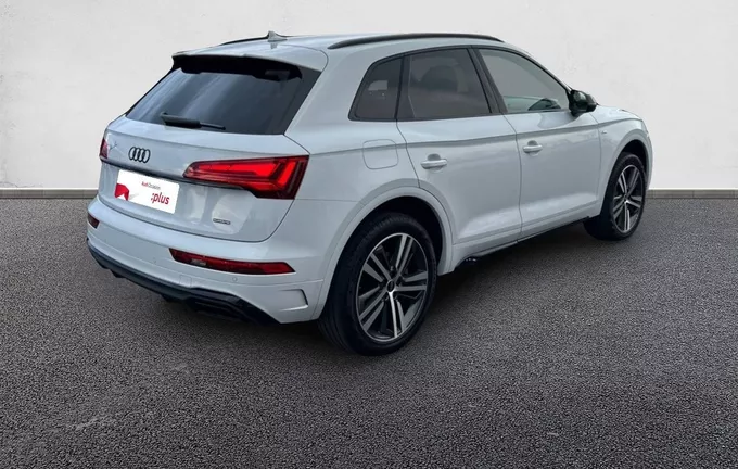 AUDI Q5 55 TFSIe 367 S tronic 7 Quattro S line extérieur trois quart arrière droit 2125946