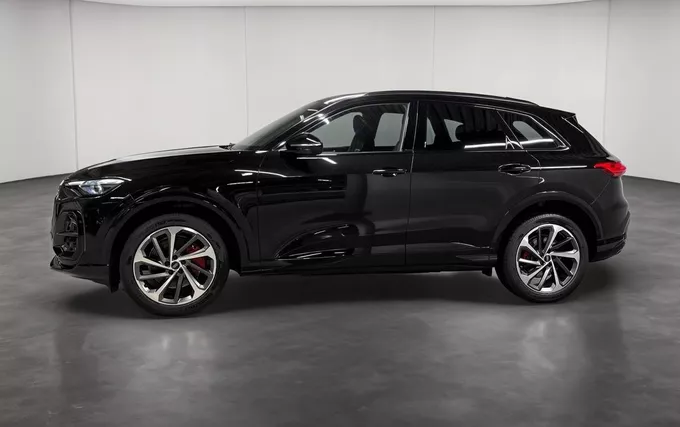 AUDI Q5 TDI 204 ch Hybride Quattro S tronic 7 S line extérieur côté gauche 2132620
