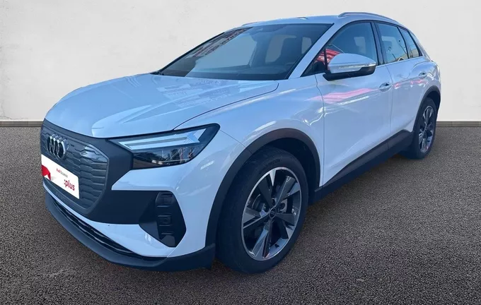 AUDI Q4 E-TRON 45 285 ch 82 kWh extérieur trois quart avant gauche 2130524