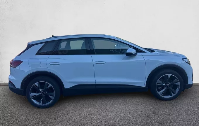 AUDI Q4 E-TRON 45 285 ch 82 kWh extérieur côté droit 2130524