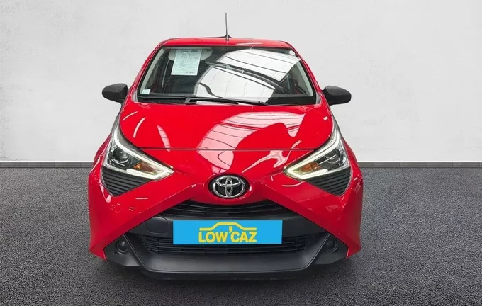 TOYOTA AYGO 1.0 VVT-i x extérieur avant 213282