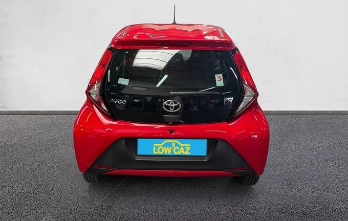 TOYOTA AYGO 1.0 VVT-i x extérieur arrière 213282
