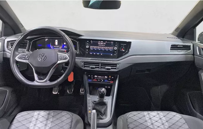VOLKSWAGEN POLO 1.0 TSI 95 S&S BVM5 R-Line Edition extérieur trois quart avant droit 2130951