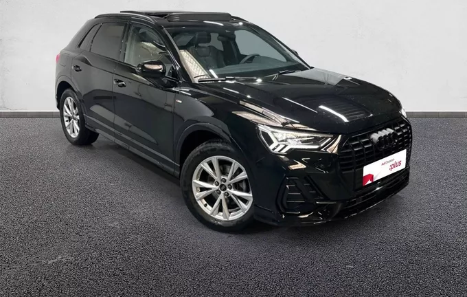AUDI Q3 35 TFSI 150 ch S tronic 7 S line plus extérieur trois quart avant droit 2128085