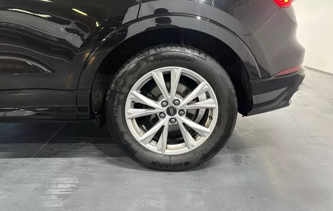 AUDI Q3 35 TFSI 150 ch S tronic 7 S line plus photo 9 2128085