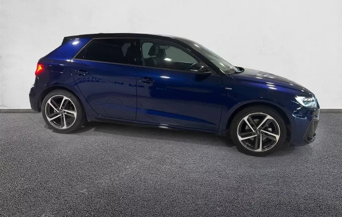 AUDI A1 Sportback 30 TFSI 116 ch S tronic 7 S Line Plus extérieur côté droit 2129532