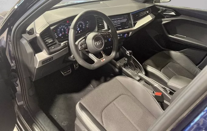 AUDI A1 Sportback 30 TFSI 116 ch S tronic 7 S Line Plus photo 11 2129532
