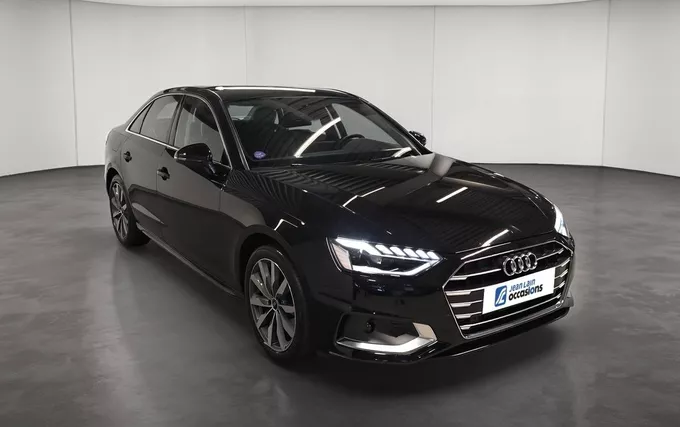 AUDI A4 40 TFSI 204 S tronic 7 Avus extérieur trois quart avant droit 2132099