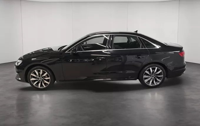 AUDI A4 40 TFSI 204 S tronic 7 Avus extérieur côté gauche 2132099