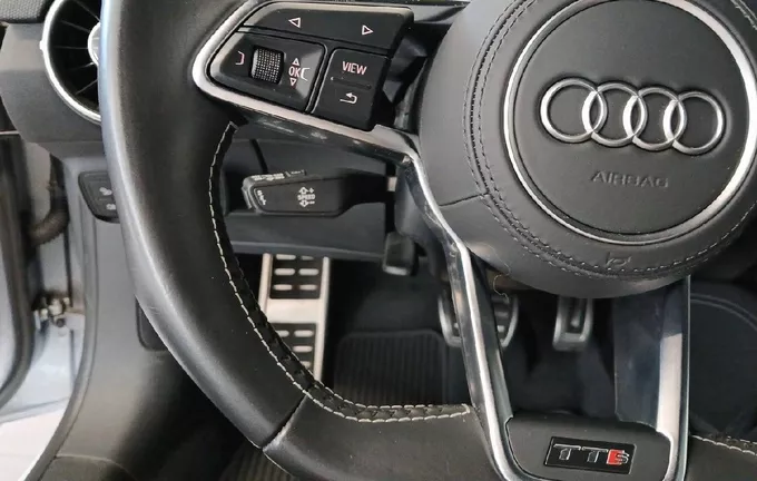 AUDI TTS Coupé 2.0 TFSI 310 S tronic 6 Quattro photo 13 2132656