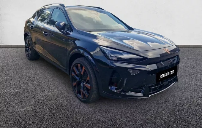 CUPRA FORMENTOR 1.5 eTSI Hybrid 150 ch DSG7 V extérieur trois quart avant droit 1218