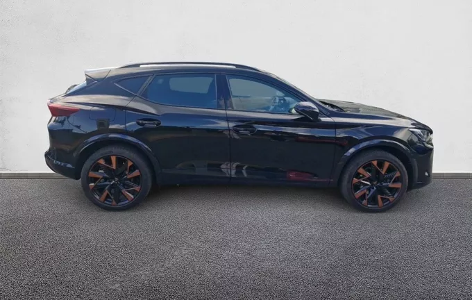 CUPRA FORMENTOR 1.5 eTSI Hybrid 150 ch DSG7 V extérieur côté droit 1218